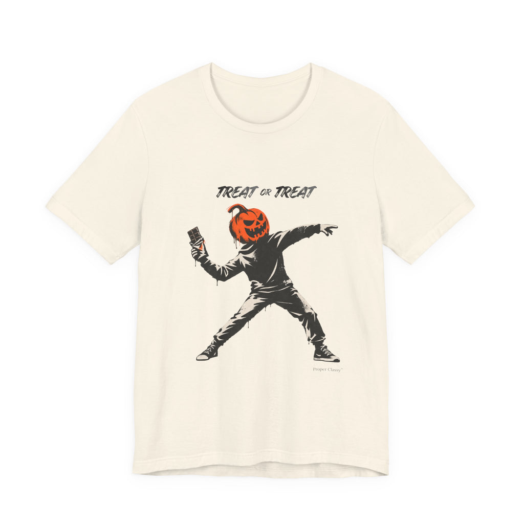 TREAT OR TREAT Halloween – T-Shirt – Proper Classy™
